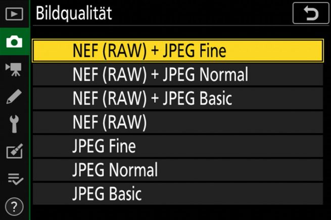 RAW- und JPG-Datei gleichzeitig aufgenommen - Viele greifen aus Bequemlichkeit zum JPG-Format.